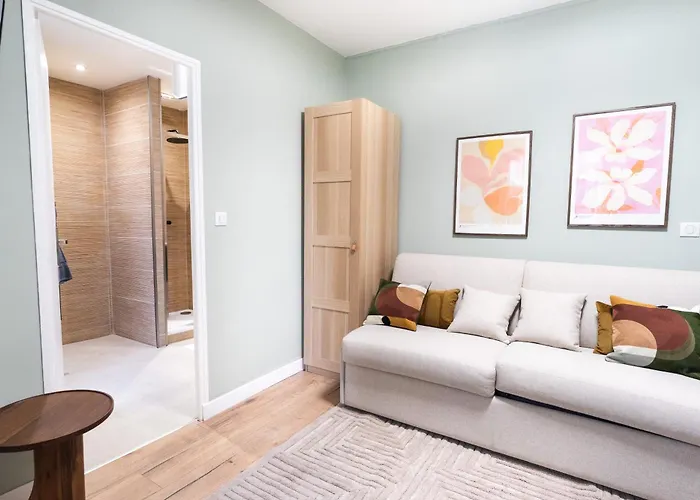 Апартаменты Stylish Modern Near Gare De Lyon Париж