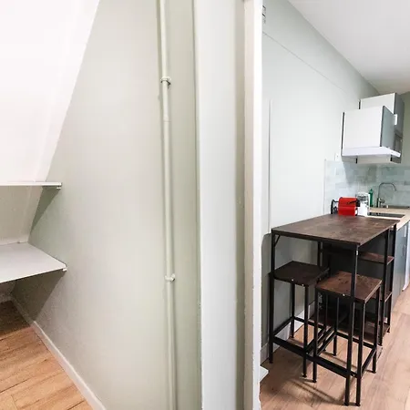 Stylish Modern Near Gare De Lyon 아파트 파리